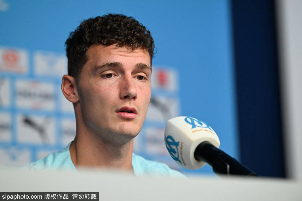 琼阿梅尼：姆巴佩的欧冠梦与我的成长之路